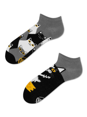 Black Cat Sneaker Socken Many Mornings
